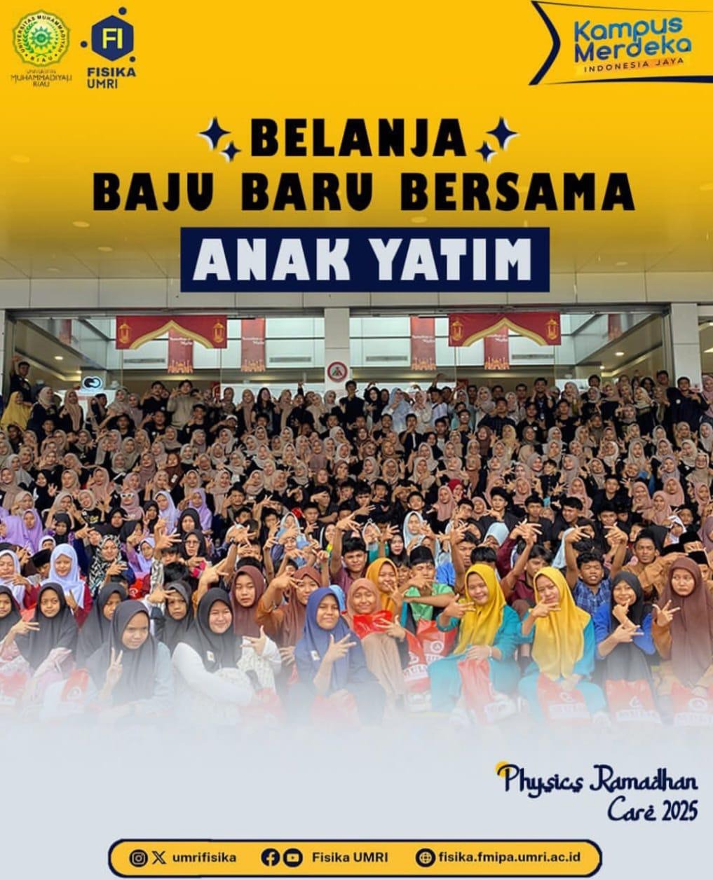 PRC Fisika UMRI 2025 Wujudkan Senyum Anak Panti Melalui Program Belanja Baju Lebaran